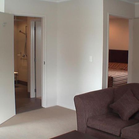 Parkview Motor Inn Pukekohe Экстерьер фото