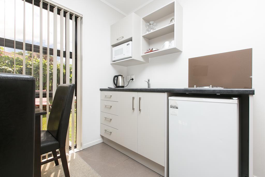 Parkview Motor Inn Pukekohe Экстерьер фото