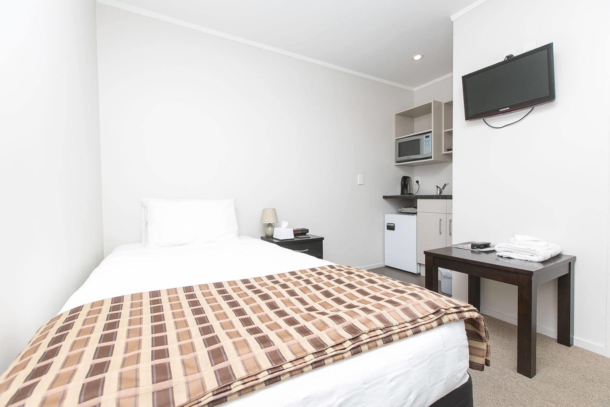 Parkview Motor Inn Pukekohe Экстерьер фото